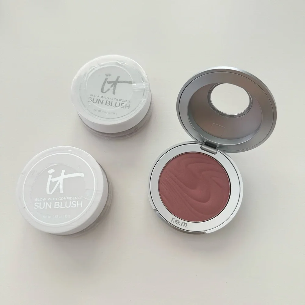 NEW rem hypernova it cosmetics glow confidence sun cream blush bronzer bundle